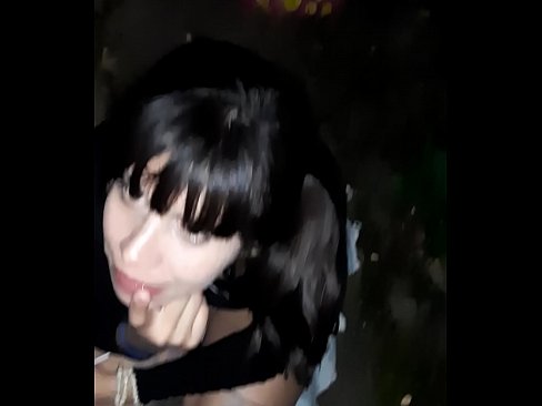 ❤️ Op strjitte swollen penis yn ruil foar snoep ️ Seksfideo op fy.porngifer.ru ❌️
