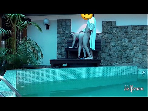❤️ Baas noeget faam nei it swimbad, mar koe net wjerstean in hot ️ Seksfideo op fy.porngifer.ru ❌️