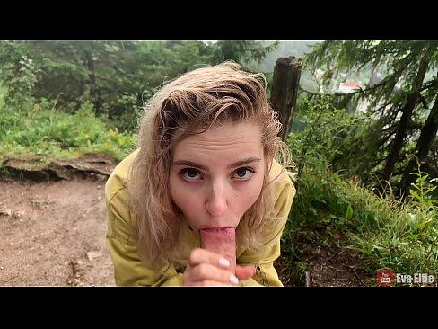 ❤️ Meisje slikket cum nei in iepenbiere blowjob - Eva Elfi ️ Seksfideo op fy.porngifer.ru ❌️